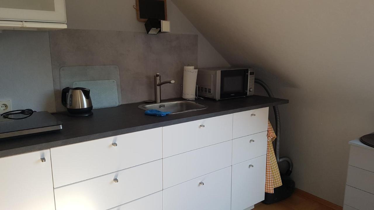 Nettes Appartment in Langenhagen Hannover Buitenkant foto