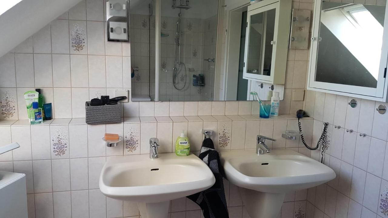 Nettes Appartment in Langenhagen Hannover Buitenkant foto