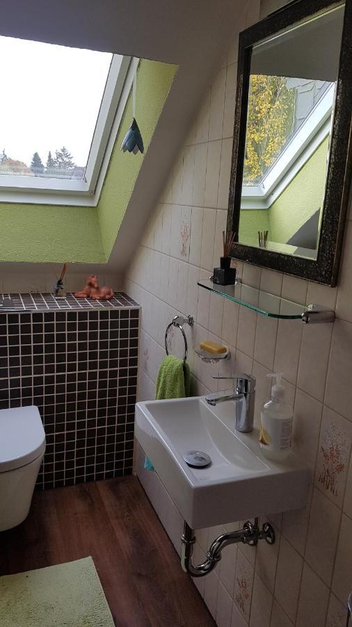 Nettes Appartment in Langenhagen Hannover Buitenkant foto