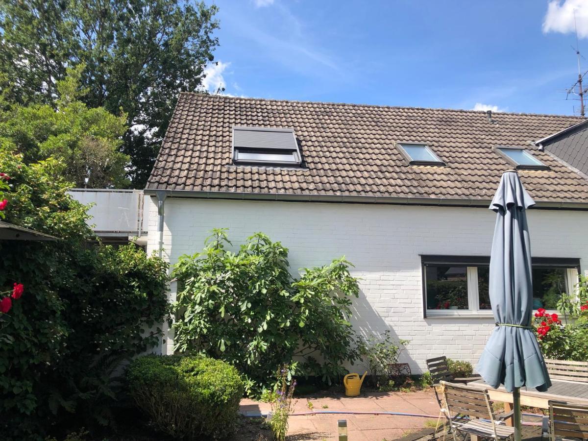Nettes Appartment in Langenhagen Hannover Buitenkant foto